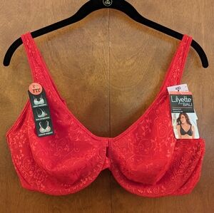 Tags have been removed , not worn. Lillyette By Bali Red Lace Underwire